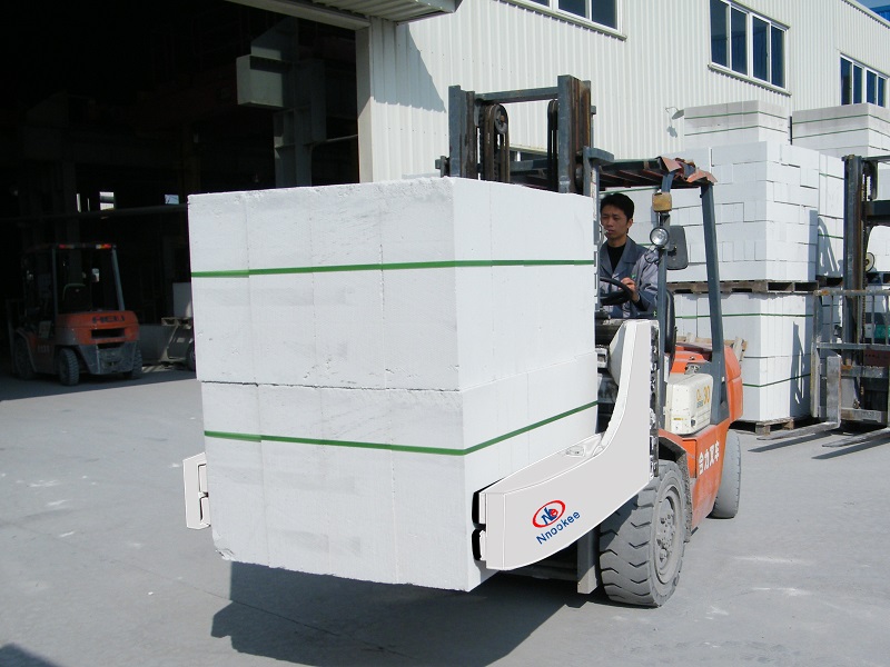 夹抱机_电动夹抱机